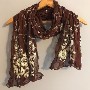Embroidered Floral Scarf